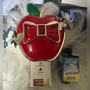 NEW 2026 DISNEY PRINCESS SNOW WHITES APPLE NIGHT LIGHT & FRAGRANCE FILL SET